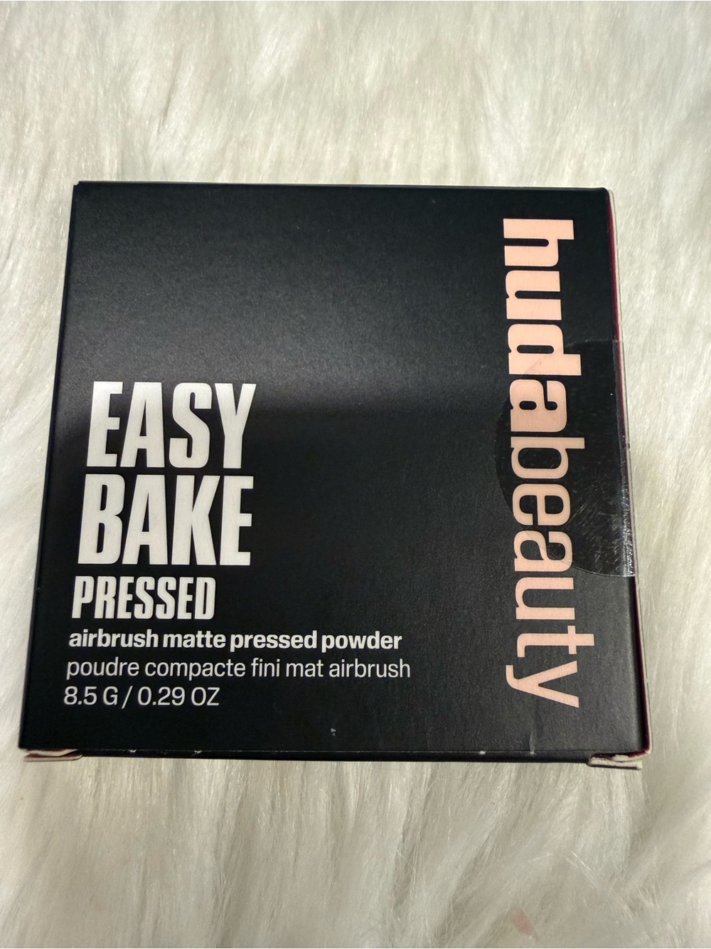 HUDA BEAUTY Easy Bake Pound Cake Pressed Powder Airbrush Matte New